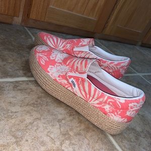 Women’s Size 7.5 Vans